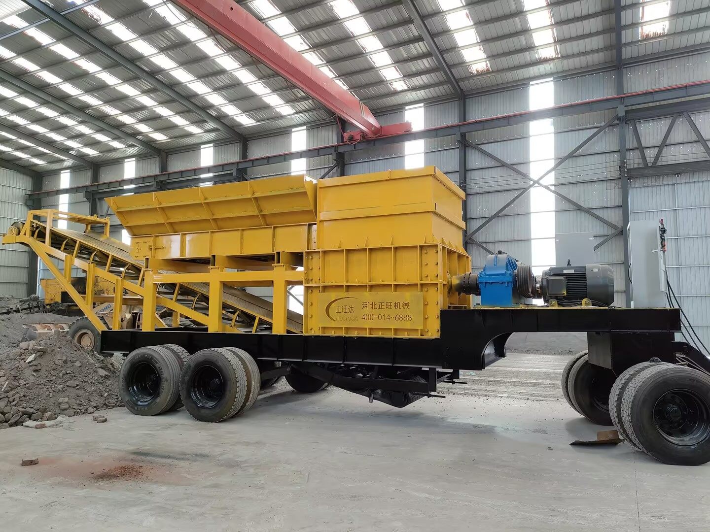 移动龙爪式破碎机